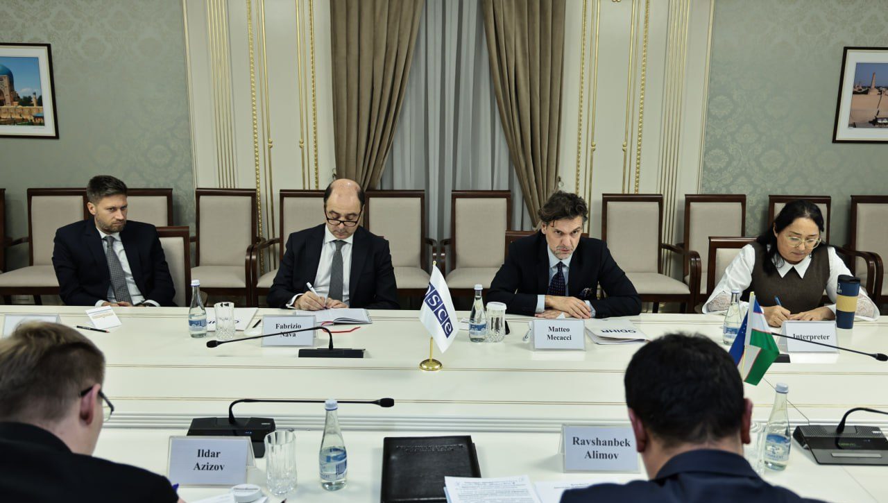 Senatda YXHT DIIHB direktori bilan uchrashuv bo‘lib o‘tdi