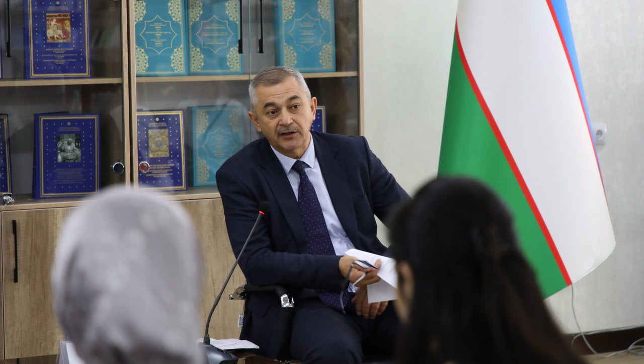 Inson huquqlari bo‘yicha xalqaro shartnomalar yuzasidan “muqobil” ma’ruzalar tayyorlash va Orxus konvensiyasining asosiy tamoyillari