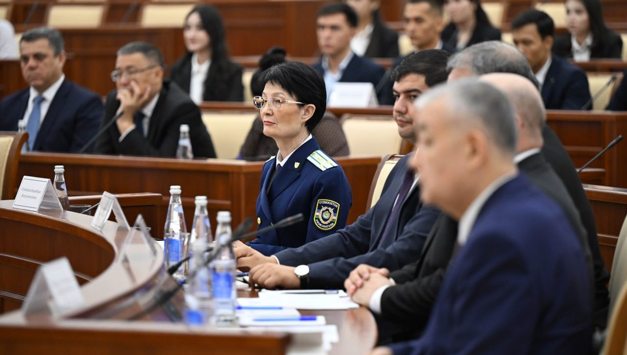 КОНСТИТУЦИЯВИЙ СУД МАЖЛИСИДА КОНСТИТУЦИЯ УСТУНЛИГИ ВА ИНСОН ҲУҚУҚЛАРИ УСТУВОРЛИГИ ЯНА БИР БОР ТАЪКИДЛАНДИ