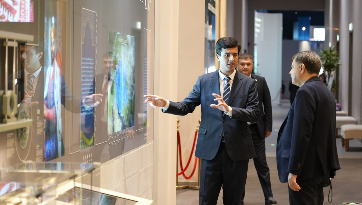 Turkiya delegatsiyasi vakillari Islom sivilizatsiyasi markazi bilan tanishdi