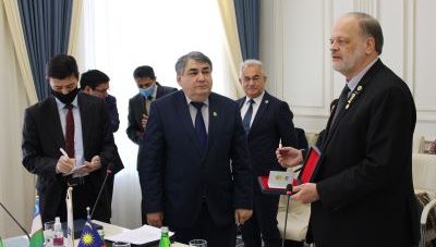 «За защиту прав человека»: нагрудный знак вручен первым владельцам