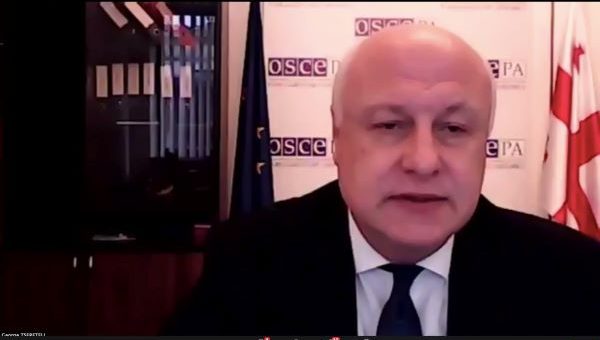 Принятие единой Международной конвенции о правах молодежи ощущается как никогда остро