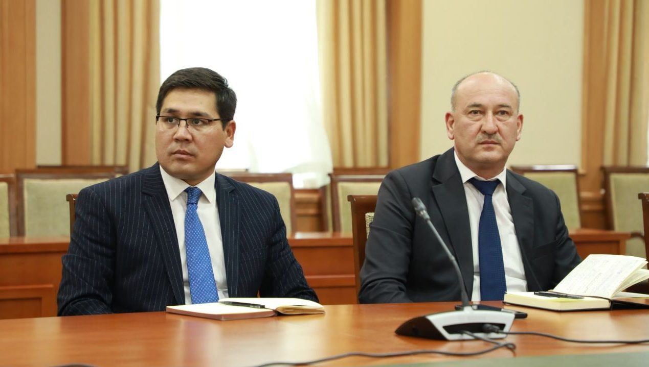 “Konstitutsiyaviy islohot jamoatchilik muhokamasida” mavzusida ochiq muloqot boshlandi