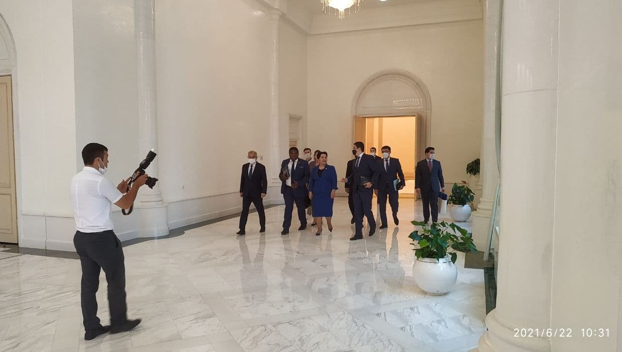 Parlamentlararo Ittifoq Bosh kotibi Martin Chungong – O'zbekistonda (Tashrifning birinchi kunidan fotolavhalar)