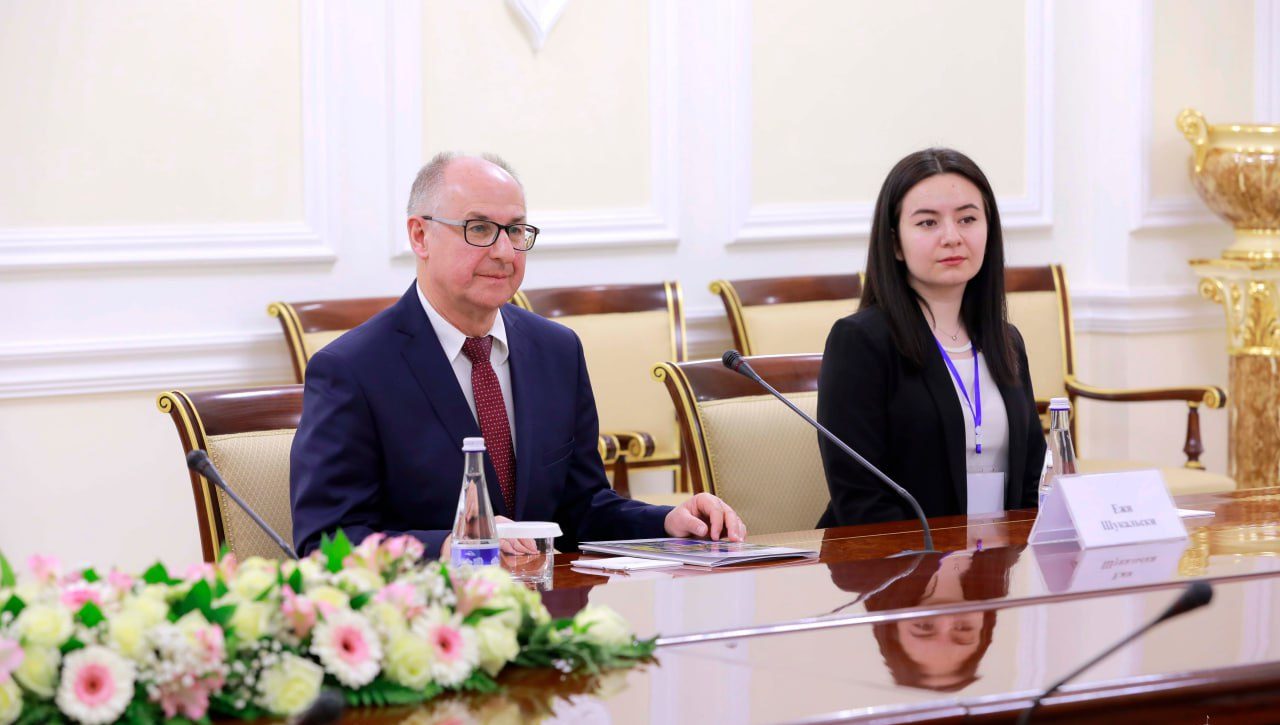 Akmal Saidov  Polsha tabiiy va gumanitar fanlar universiteti professori, ekspert Yeji Shukelskiy bilan uchrashdi