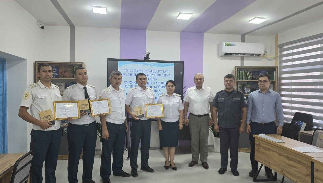 Зарафшонда инсон ҳуқуқлари бўйича семинар-тренинг ўтказилди
