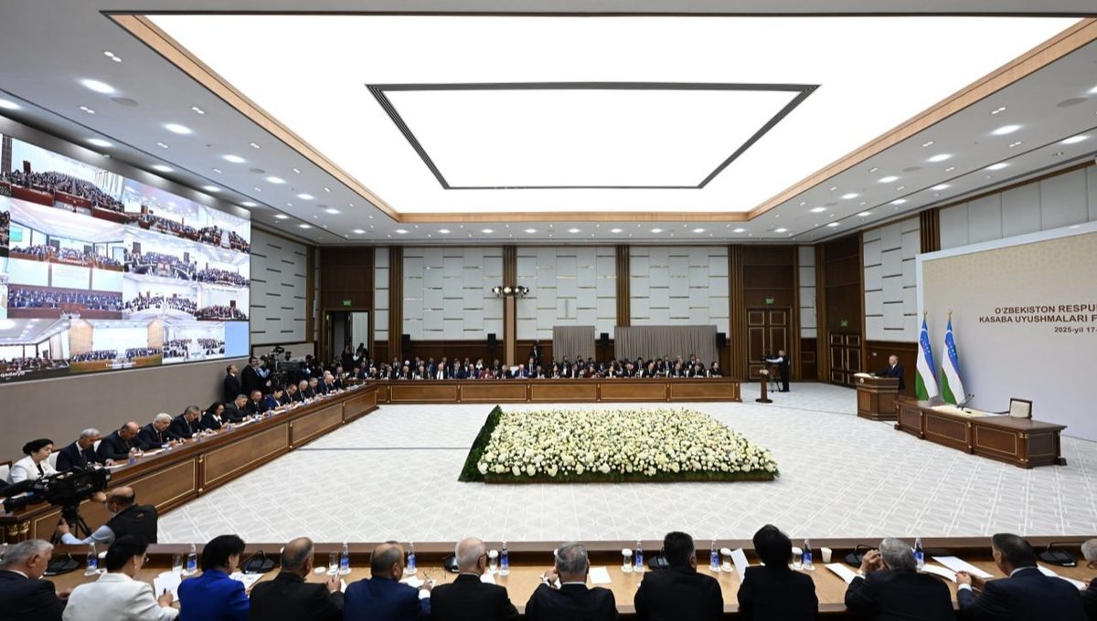 ​​​​​​​Президент Шавкат Мирзиёев встретился с представителями профсоюзов Узбекистана