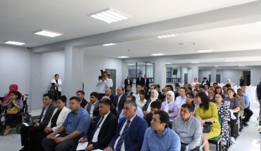 Avtobus haydovchilari va chiptachilarining nogironligi bo‘lgan shaxslarning ehtiyojlari va huquqlaridan xabardorligi va sezgirligini oshirish, shu jumladan, ularning jamoat transportidan foydalanish imkoniyatini ta’minlash uchun zarur bo‘lgan ko‘nikmalarni o‘rgatish va rivojlantirish maqsadida axborot yig’ilishi o’tkazildi.