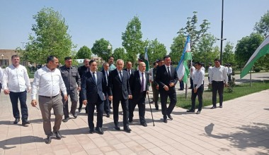Uch avlod uchrashuvida Taraqqiyot strategiyasining mohiyati haqida so‘z bordi