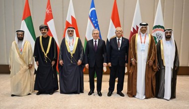 President of Uzbekistan receives the heads of parliaments of Arab countries