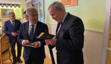 В Женеве проведена презентация книги “Философия Парка Победы”