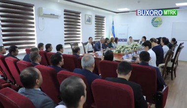 Buxoro viloyat sudida Buxoro shahrida “Ayollar, tinchlik va xavfsizlik va uning inson huquqlari bilan bog‘liqligi” mavzusida o‘tkazilgan davra suhbati ishtirokchilari bilan uchrashuv bo‘lib o‘tdi