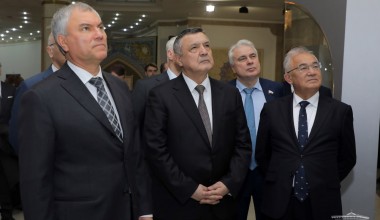 Delegatsiya a’zolari Temuriylar tarixi davlat  muzeyiga tashrif buyurdi