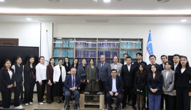 Konstitutsiya va inson huquqlari mavzusida mahorat darsi bo‘lib o‘tdi