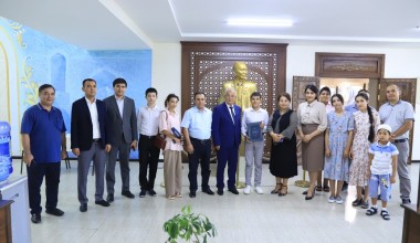 Abdulla Oripov ijod maktabi va muzeyida: fotoreportaj