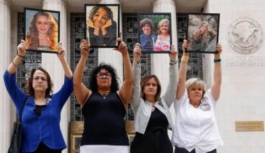 АҚШда Instagram va YouTube болалар руҳиятига зарар етказганликда айбланмоқда