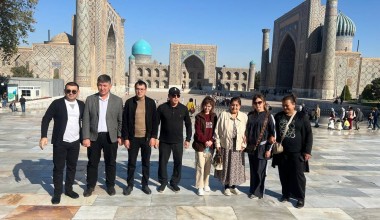 Milliy markaz xodimlarining Samarqand sayohati