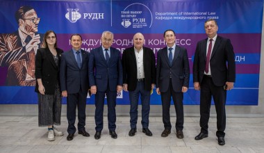 Akmal Saidov Moskvada o‘zbekistonlik talabalar bilan uchrashdi