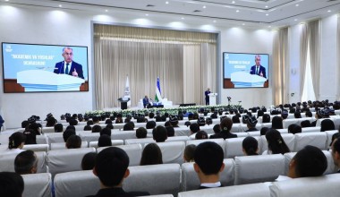 Akademik Akmal Saidov farg‘onalik talaba yoshlar bilan uchrashdi
