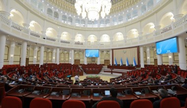 Hokimlar bir vaqtning oʻzida xalq deputatlari kengashi raisi boʻlishi taqiqlanmoqda