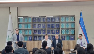 Inson huquqlari uyida sayyor dars