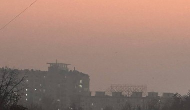 Maxsus komissiya: Sovuq ta’sirida zararli zarrachalar muallaq holda qolmoqda