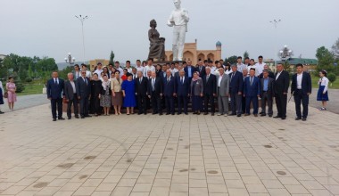 Hamid Olimjon va Zulfiyaxonim xotirasi yod etildi